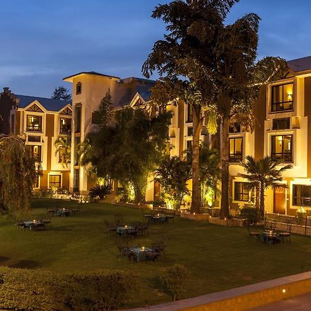 Hotel Hilltone Abu Zewnętrze zdjęcie